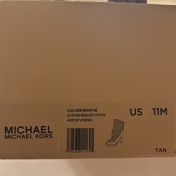 Michael Kors | Culver Embellished Nubuck and Glitter Chain Mesh Lace-Up Boot 🥾11 - Picture 11 of 14